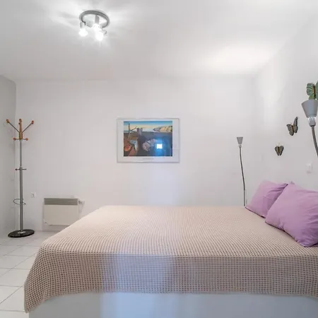 Apartment Overlooking Sea Maisonette With Bbq For 7 Ppl Kostos