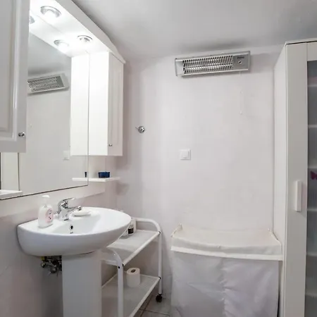 Overlooking Sea Maisonette With Bbq For 7 Ppl Apartment *